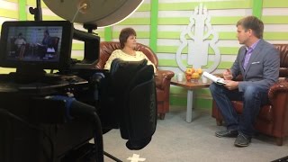 Премьера проекта «Свои люди» с Ларисой Визаулиной.