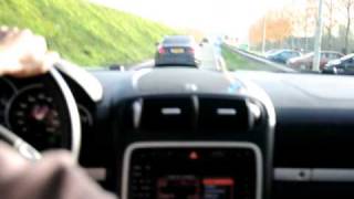 Porsche Cayenne Techart Magnum 2007 on dutchfreeway doing 190!
