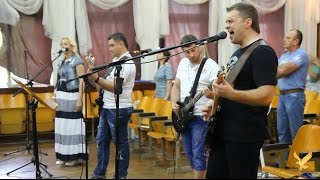 Я слышу звуки грома