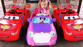 У Дианы - НОВАЯ МАШИНА МИННИ МАУС и Микки Маус Сюрпризы Minnie Mouse Toys Сar