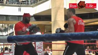 Бой Владимира Кличко Леапаи 26 апреля 2014 Тренировка