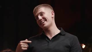 Щербаков пародирует Дудя. Зал в восторге!