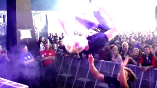 New footage from Pete Dunne sneak-attack on Mark Andrews onstage at the 2017 Download Festival