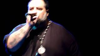 στου hiphop την ολομαυρη ραχη live active member brak θεμιστόκλειο