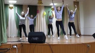танец девочек.выпуск 2016.23 февраля.сш№14 г. Брест