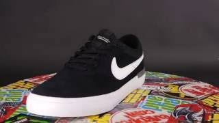 Buty NIKE - KOSTON HYPERVULC