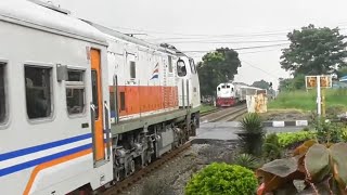Semua Kereta Api Melintas Langsung Di Stasiun Andir