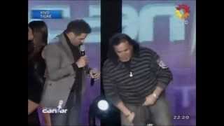 recuerdo de Pappo en Soñando por cantar 2012