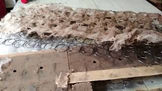 Перетяжка дивана книжки с заменой пружинного блока.Padding sofa books