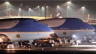 Air Force One 羽田空港に飛来