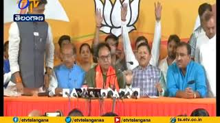 Jolt for AAP | as Gandhi Nagar MLA Anil Bajpai Joins BJP | at Delhi