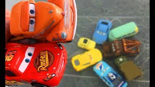 Тачки 3 Мультики про Машинки Молния Маквин Бассейн на Природе Cars 3 Lightning McQueen