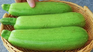 【小穎美食】最近西葫蘆很火的吃法，我家一周吃5次，營養解饞，飯店都吃不到
