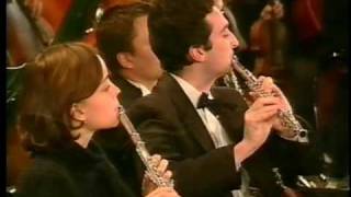 TCHAIKOVSKY: SWAN LAKE: GRAND THEME AND PAS DE DEUX FROM A CONCERT IN MEMORY OF RAISA GORBACHEV