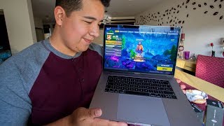 La Nueva MacBook de $65,000 Corre Fortnite... (Me Lleve una Decepción)