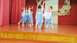 Танец "Облака" старшая группа детского сада