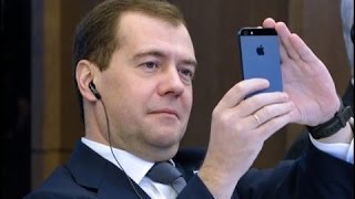 Дмитрий Медведев о блокчейн технологиях, смарт контрактах и ДАО