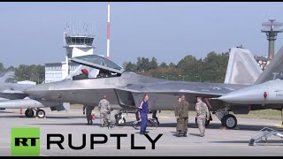 Poland: US F-22 fighter jets arrive in Europe for first time