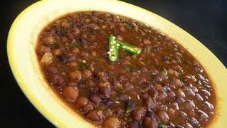 Kala Channa Subzi (Whole Bengal Gram) | Show Me The Curry Vegetarian Recipe