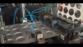 Máquina p/ Fabricar Tampa Plástica p/ Copos  IMA-CY-450