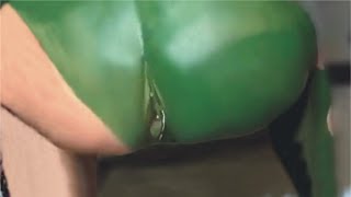 A mulher do ânus verde