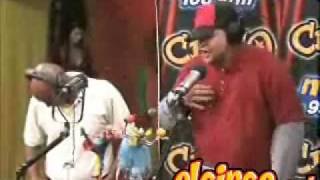 Tiraera en El Trovaton Naldy Sanabria Vs Ariel "El Bandido" en El Circo de La Mega