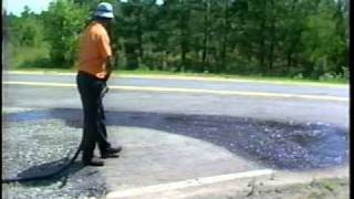 Pavement Structure Repair Techniques: Asphalt Chip Seals