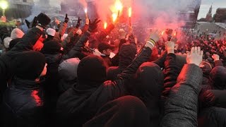 Беспорядки на Манежной площади 2010 ( 11 декабря, столкновения с полицией)