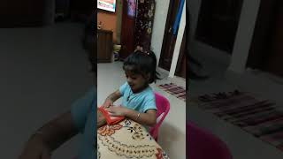 ‘Howdy Modi’ Little Girl Parrots Indian Prime Minister’s Speech at ‘Historic’ Event