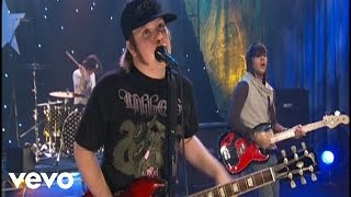 Fall Out Boy - This Ain't A Scene, It's An Arms Race (AOL Sessions)