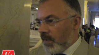 Табачник: "У народа власть никто не отбирает"
