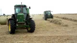 john deere 3640 and 6600 round baling