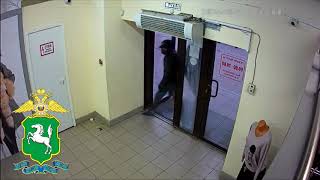 Хищение имущества из ювелирного павильона по улице Иркутский тракт в городе Томске