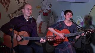 Часовые любви  (Б.Окуджава).