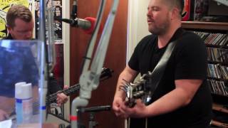 Finnegan Bell - I Was Gone - Live at Lightning 100, Powered by ONErpm.com