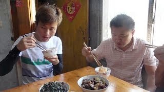 农村四哥：小舅子当大厨，王四负责烧火，2郎舅做高级版荷包蛋