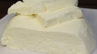 Вот как я приготовила домашний сыр всего-то из литра молока!Такой продают у нас за сумасшедшую цену!