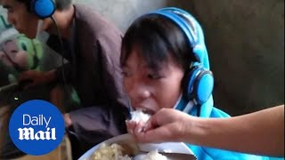 Mom feeds 'zombie' son addicted to video games