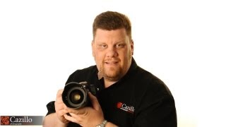 How to Hold Your DSLR Camera Properly