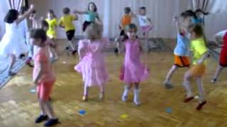 Коротышки / ср гр/ муз. рук Евтодьева А.