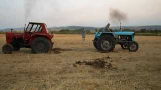 Pacaliti cu tractoare. Accident cu tractorul. Tractor crash - www.Pacaliti.Net