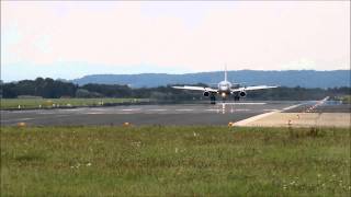 Niki Airbus A320 Landing at Linz Airport (LNZ/LOWL)