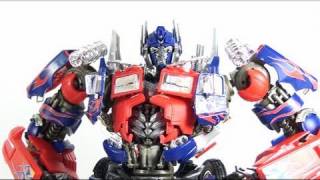 Video Review of the Transformers Dark of the Moon; Takara/Tomy DMK-01 Optimus Prime
