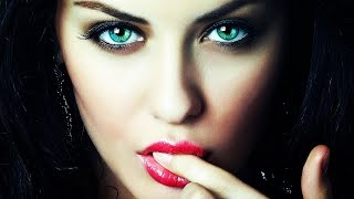 Top 10 Hottest Women in the World
