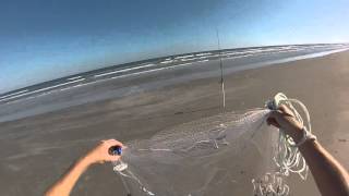 How To Throw a Cast Net To Catch Bait In The Surf