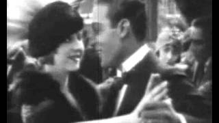 Sonoras 01 - Rodolfo Valentino em cenas extras. Canta Berthe Sylva,1929,"Adieu Paris"