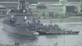 海上自衛隊護衛艦　DD112まきなみ　舞鶴入港