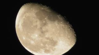 (The Moon)Луна через 50-ти кратную оптику.Видео своими руками