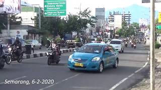 Lalu-lintas pagi Patung Kuda Undip, Srondol, Semarang, Jawa Tengah