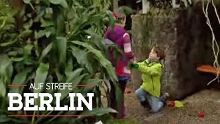 Kinder verschwunden! Führt die Spur aus Blütenblättern zu ihnen? | Auf Streife - Berlin | SAT.1 TV